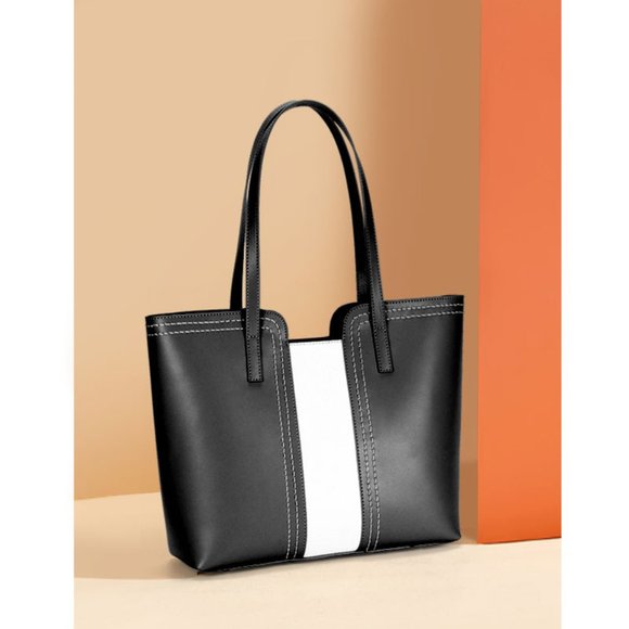One-shoulder portable handbag with a niche design main image 5
